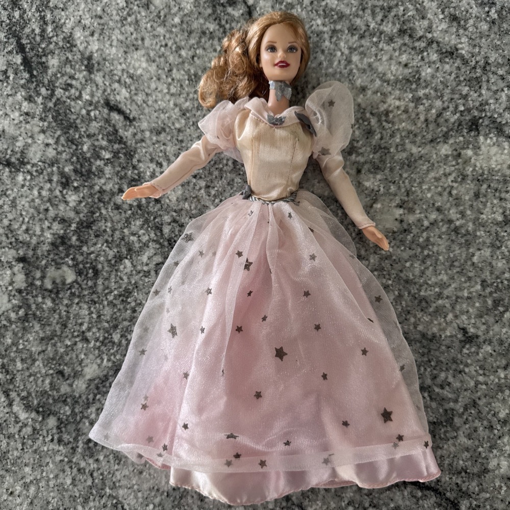 1999 Barbie Glenda Good Witch Wizard Of Oz Pink Dress Necklace